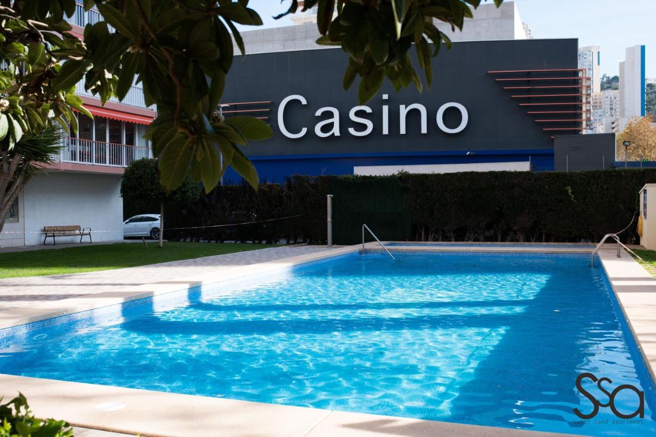 My Sweet Red Apartment Benidorm Exterior photo